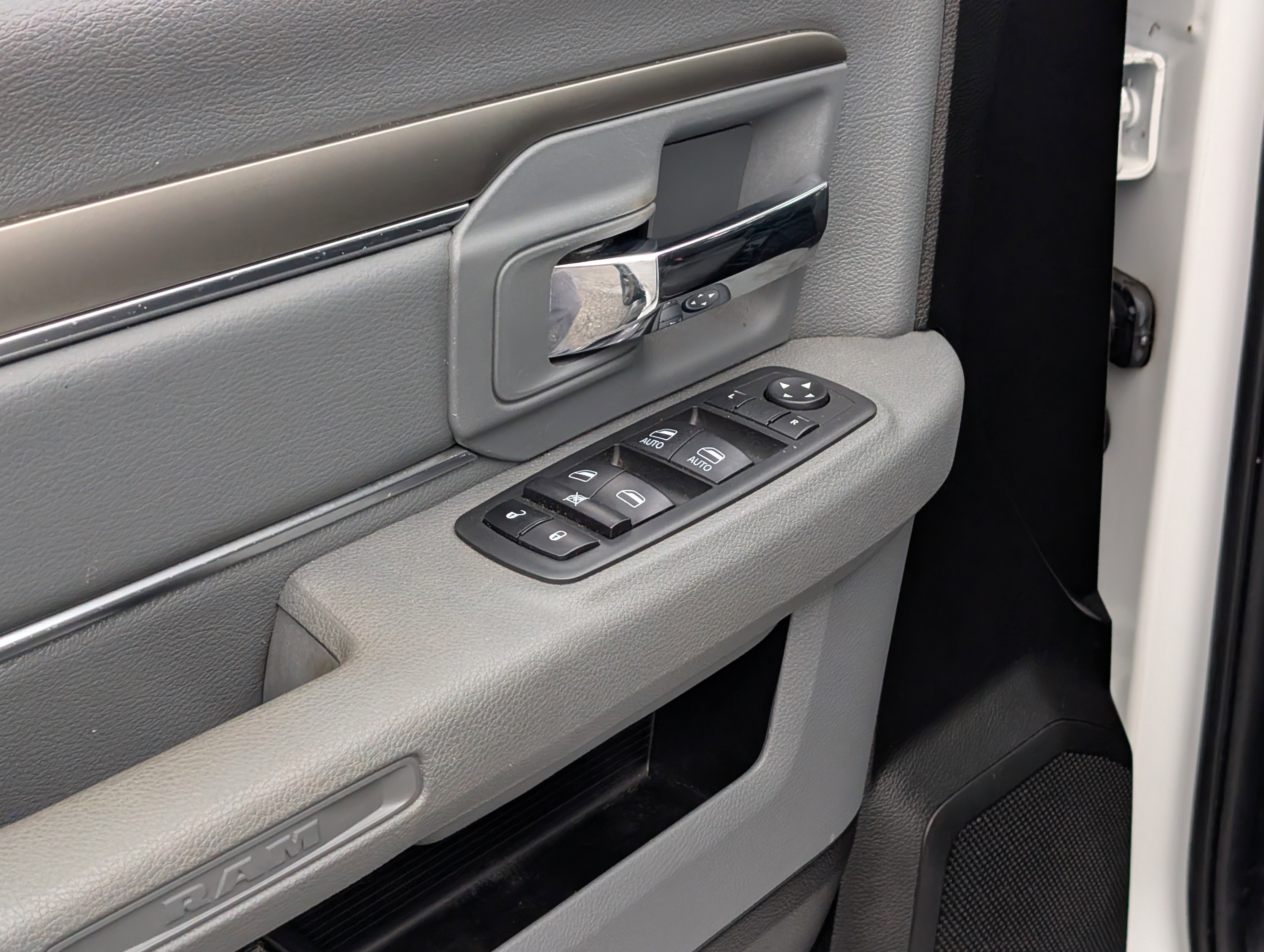 Used 2020 RAM 1500 Classic Warlock image 17