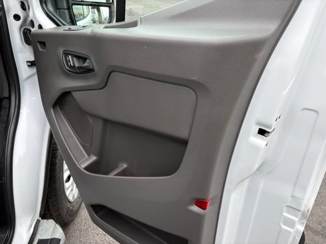 Certified 2025 Ford Transit 250 Low Roof w/ Exterior Upgrade Package RWD image 28