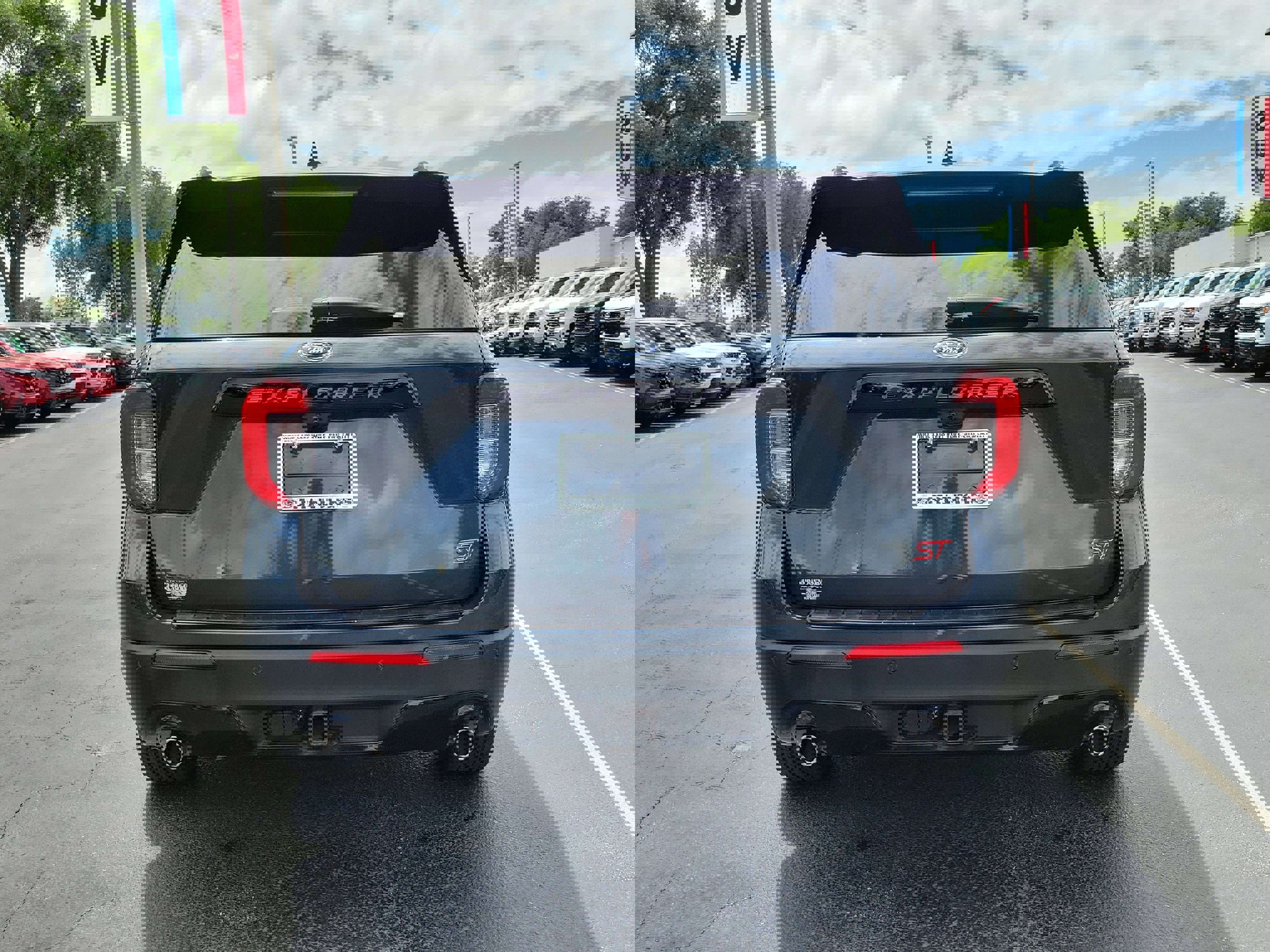 Certified 2022 Ford Explorer ST-Line w/ Class IV Trailer Tow Package image 2