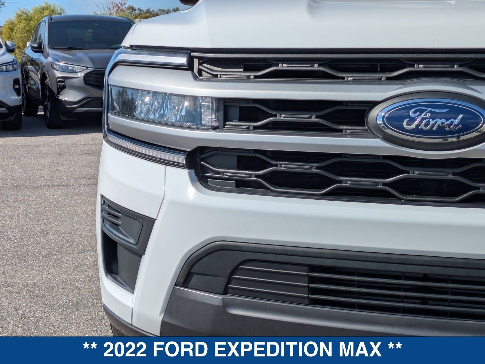 Certified 2022 Ford Expedition Max XLT image 9