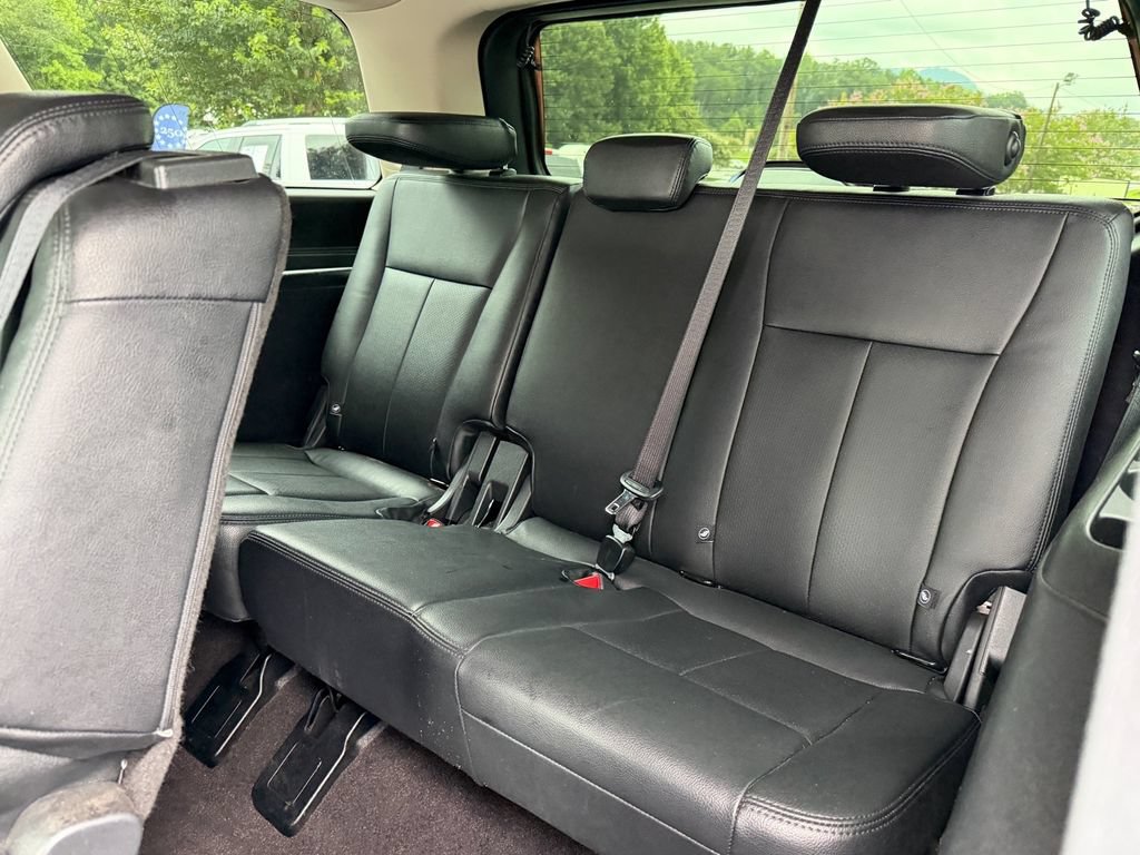 Certified 2022 Ford Expedition XLT RWD image 14
