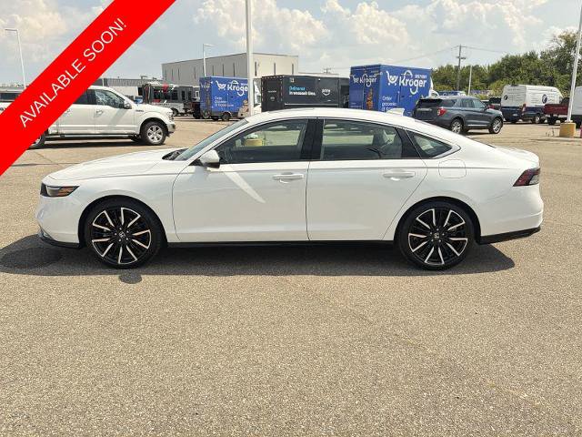 Used 2023 Honda Accord Touring image 5