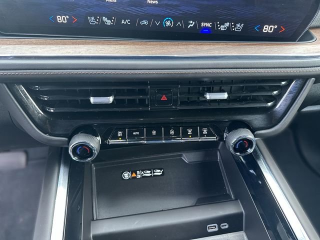 Used 2025 Chevrolet Tahoe High Country image 20