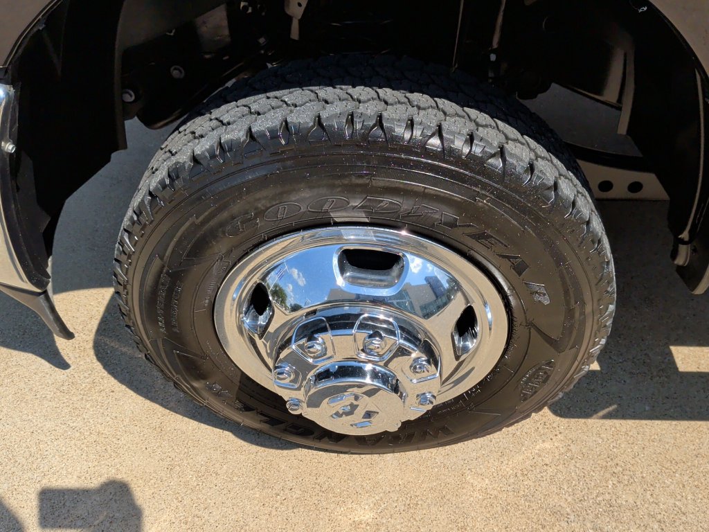 Used 2026 RAM 3500 Tradesman AWD/4WD image 32