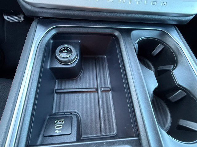 Certified 2025 Ford Expedition Max Active AWD/4WD image 13