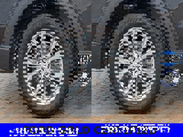 Certified 2023 Ford Explorer XLT w/ Equipment Group 202A image 10