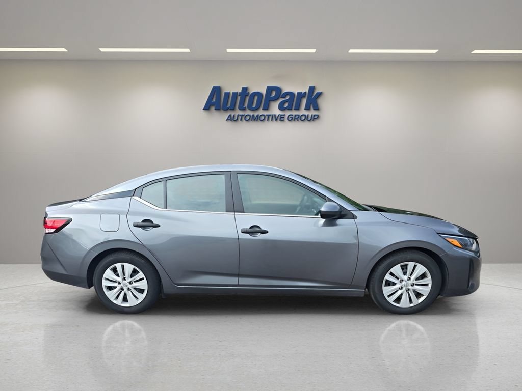 Used 2024 Nissan Sentra S FWD image 8