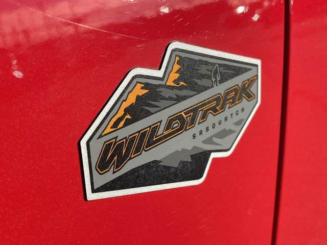 Certified 2024 Ford Bronco Wildtrak AWD/4WD image 7
