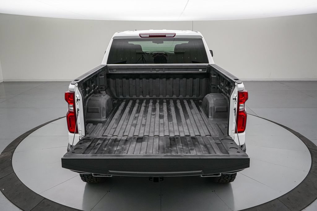 Used 2019 Chevrolet Silverado 1500 Custom Trail Boss w/ Custom Convenience Package AWD/4WD image 6
