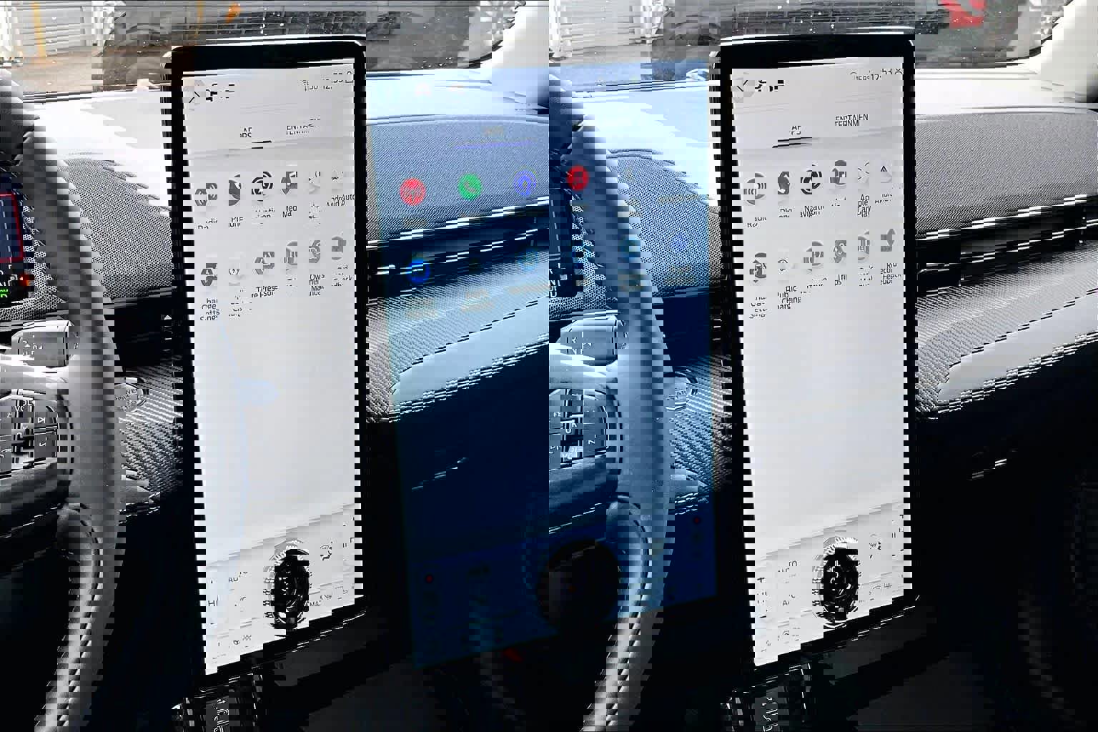 Certified 2025 Ford Mustang Mach-E Select w/ Comfort Package Lite AWD/4WD image 13