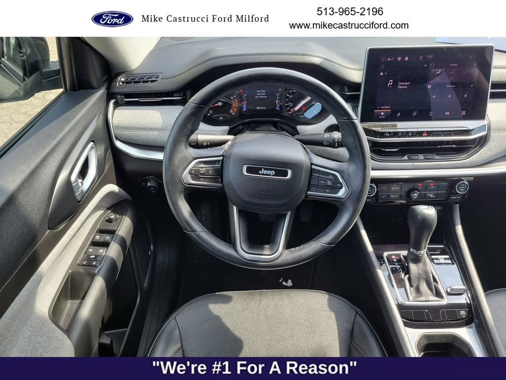 Used 2022 Jeep Compass Latitude w/ Sun and Sound Group AWD/4WD image 11
