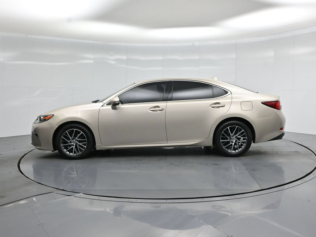 Used 2017 Lexus ES 350 w/ Navigation System Package FWD image 31