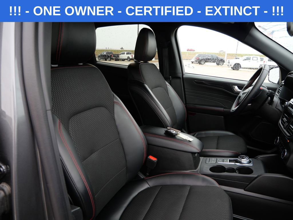 Certified 2025 Ford Escape ST-Line image 19