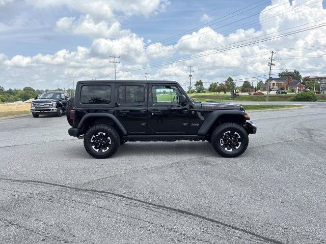 Used 2025 Jeep Wrangler Unlimited Rubicon AWD/4WD image 4