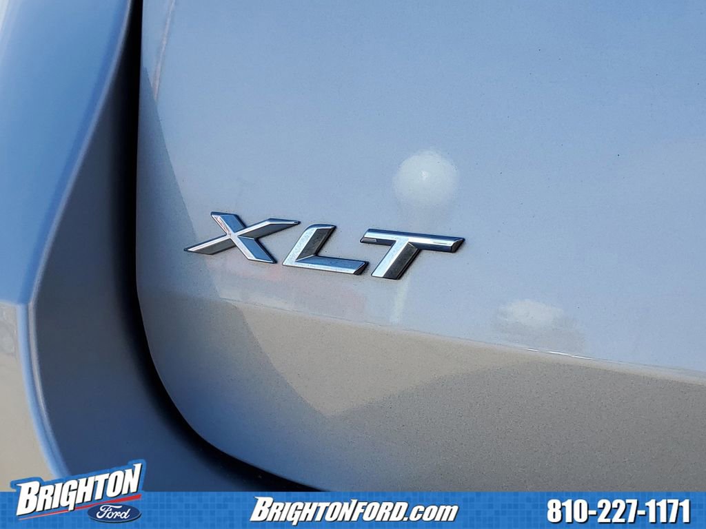 Certified 2023 Ford Explorer XLT w/ Equipment Group 202A image 5