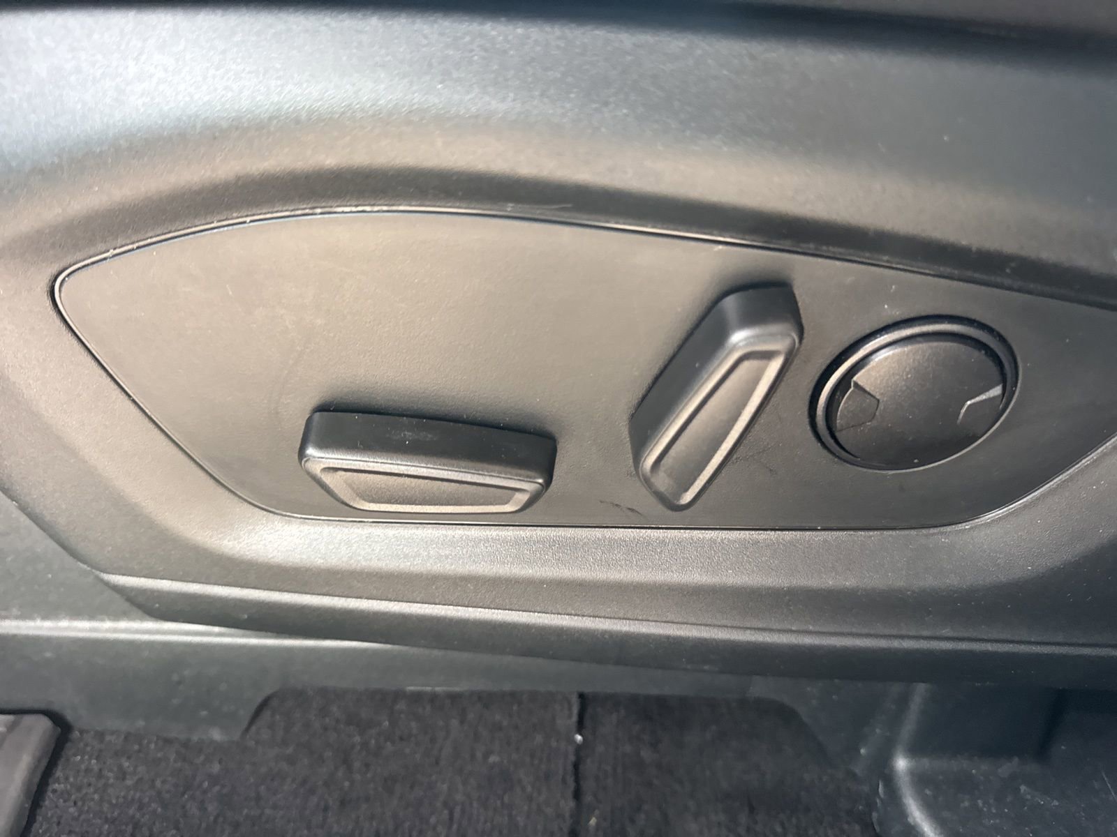 Certified 2023 Ford Explorer Limited w/ Limited Technology Package image 26