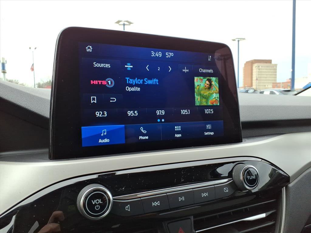 Certified 2022 Ford Escape SE w/ Cold Weather Package image 19