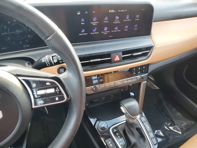 Used 2024 Kia Seltos SX w/ SX Sunroof Package image 26