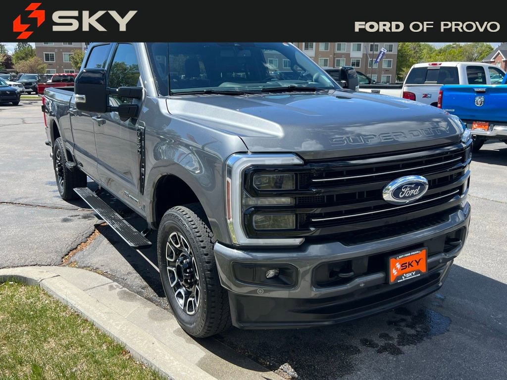 Certified 2025 Ford F350 Platinum AWD/4WD image 5