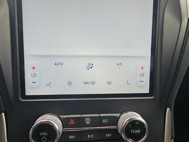Certified 2024 Ford Edge SEL AWD/4WD image 22
