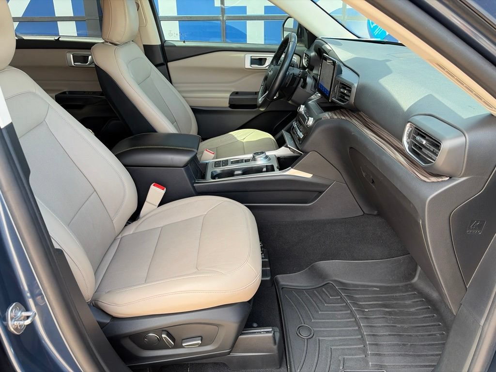 Certified 2020 Ford Explorer Limited RWD image 12
