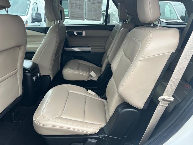 Certified 2023 Ford Explorer XLT w/ Equipment Group 202A AWD/4WD image 10