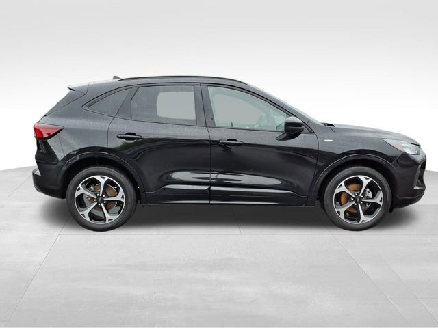 Certified 2023 Ford Escape ST-Line Select w/ Tech Pack #2 AWD/4WD image 11