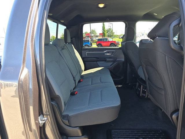 Used 2022 RAM 1500 Big Horn AWD/4WD image 18