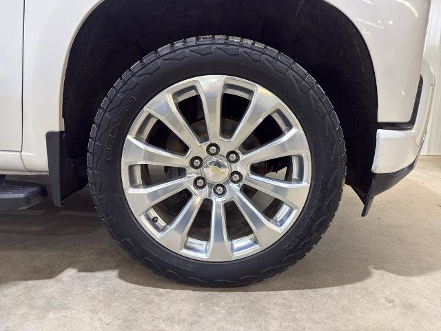 Used 2019 Chevrolet Silverado 1500 High Country w/ Technology Package image 22