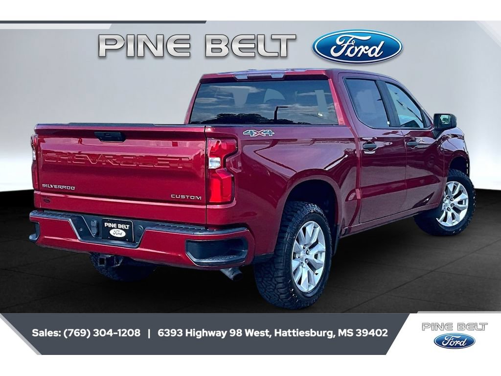 Used 2020 Chevrolet Silverado 1500 Custom w/ Custom Value Package AWD/4WD image 11