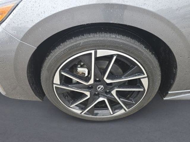 Used 2025 Nissan Sentra SR w/ SR Premium Package image 26