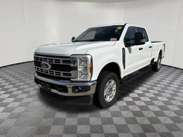 Certified 2025 Ford F350 XLT AWD/4WD image 13