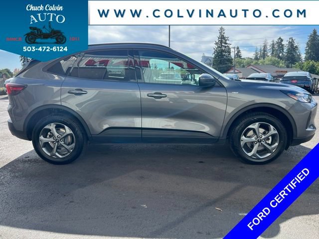 Certified 2025 Ford Escape ST-Line Select AWD/4WD image 6