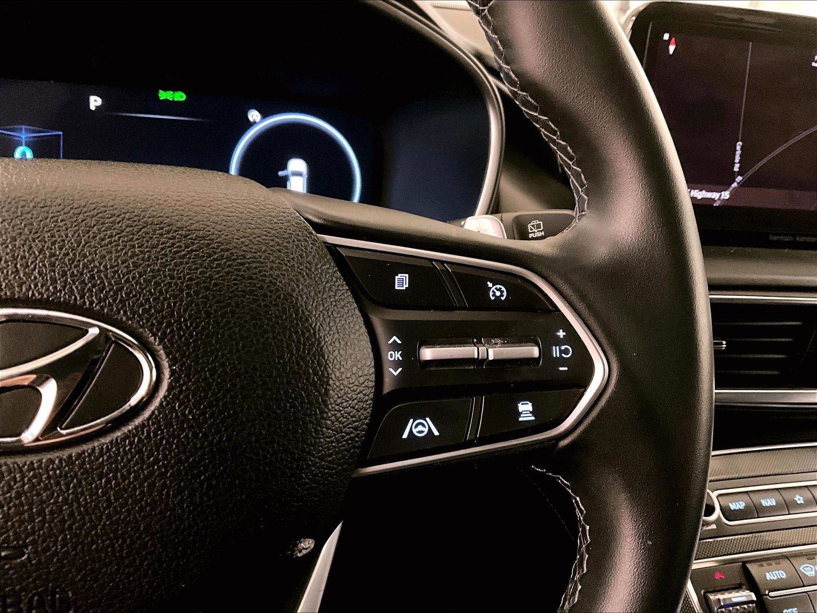 Used 2022 Hyundai Santa Fe SEL w/ Convenience + Premium Package FWD image 18