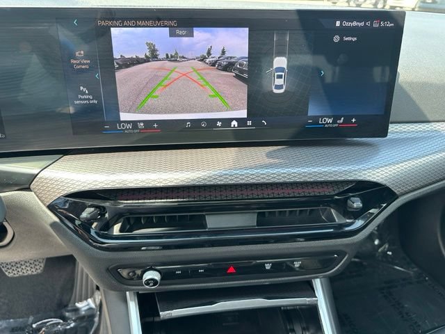 Used 2025 BMW 330i xDrive Sedan AWD/4WD image 32