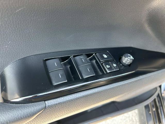 Used 2025 Toyota Camry LE w/ Convenience Package FWD image 22