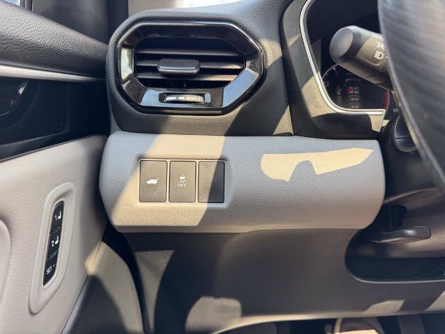 Used 2025 Honda Pilot Touring image 24