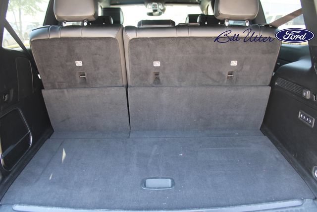 Used 2022 Jeep Wagoneer Series II w/ Rear Seat Video Group 1 RWD image 8