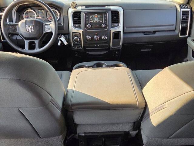 Used 2019 RAM 1500 Classic SLT AWD/4WD image 8