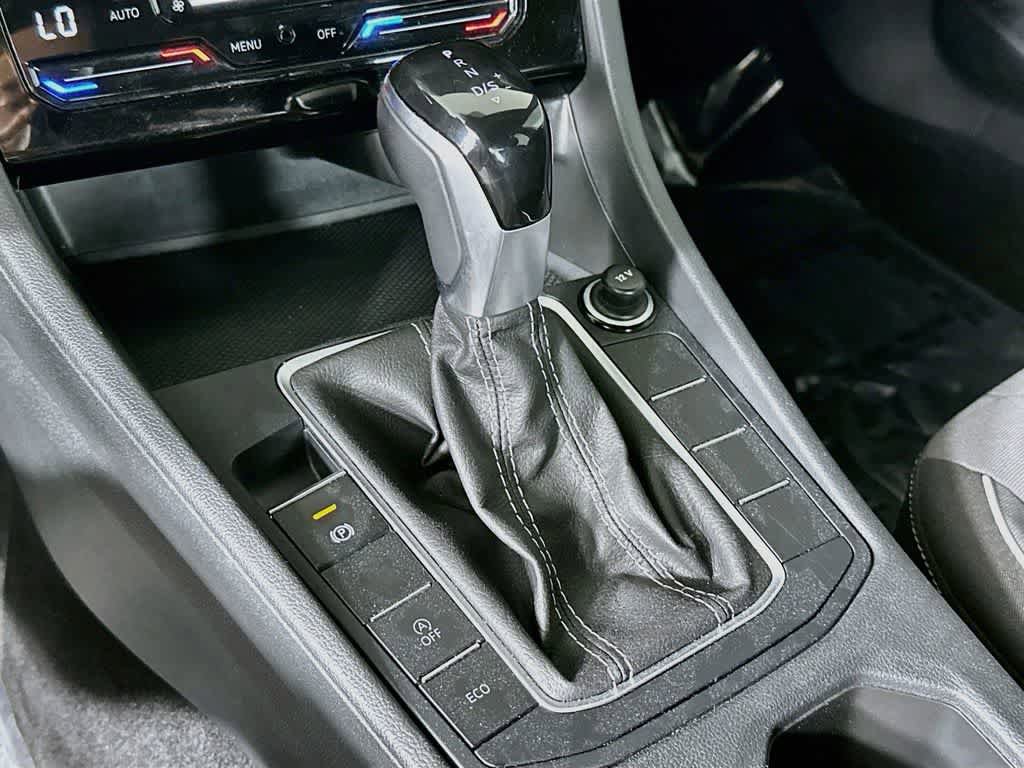 Used 2025 Volkswagen Jetta Sport FWD image 17