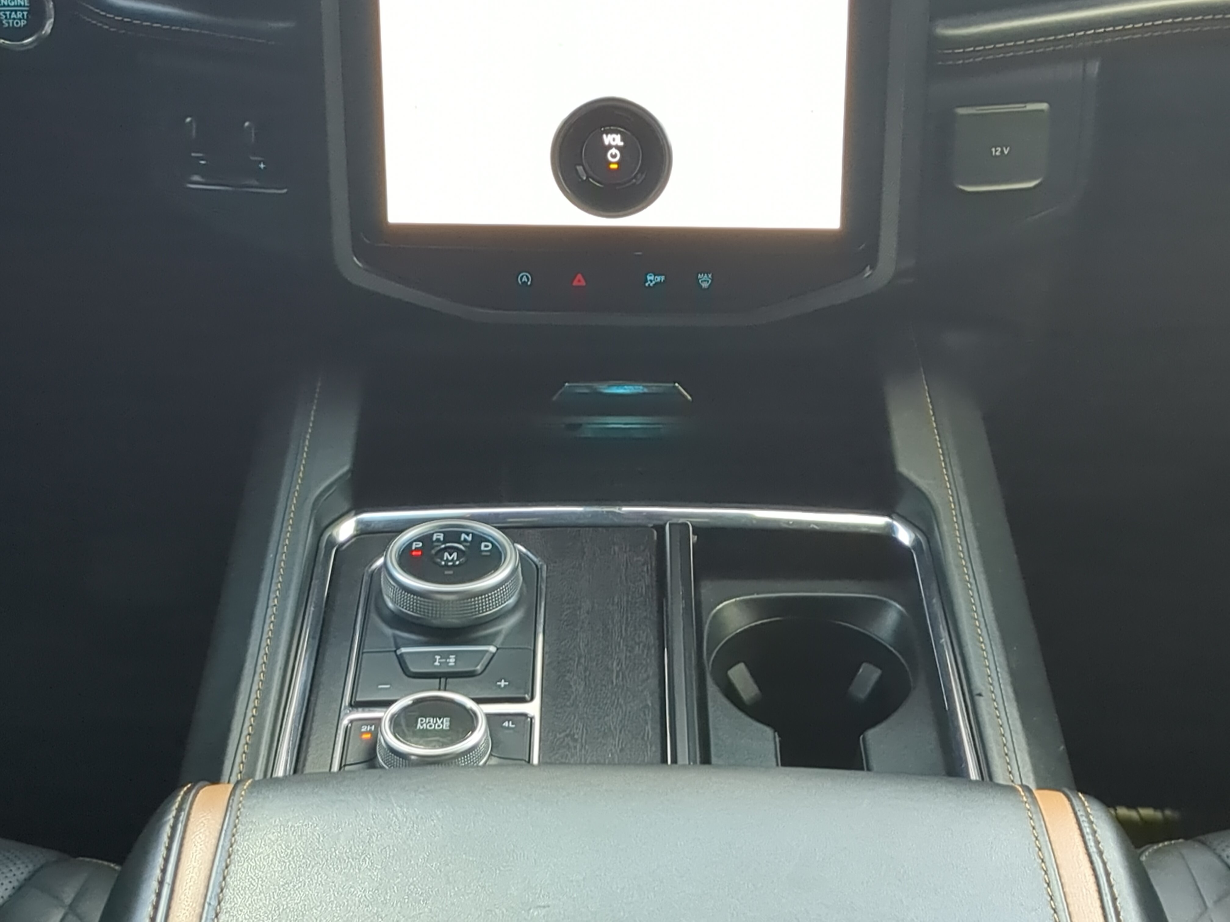 Certified 2023 Ford Expedition Platinum AWD/4WD image 17