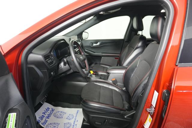 Certified 2023 Ford Escape ST-Line w/ Tech Pack #1 image 26