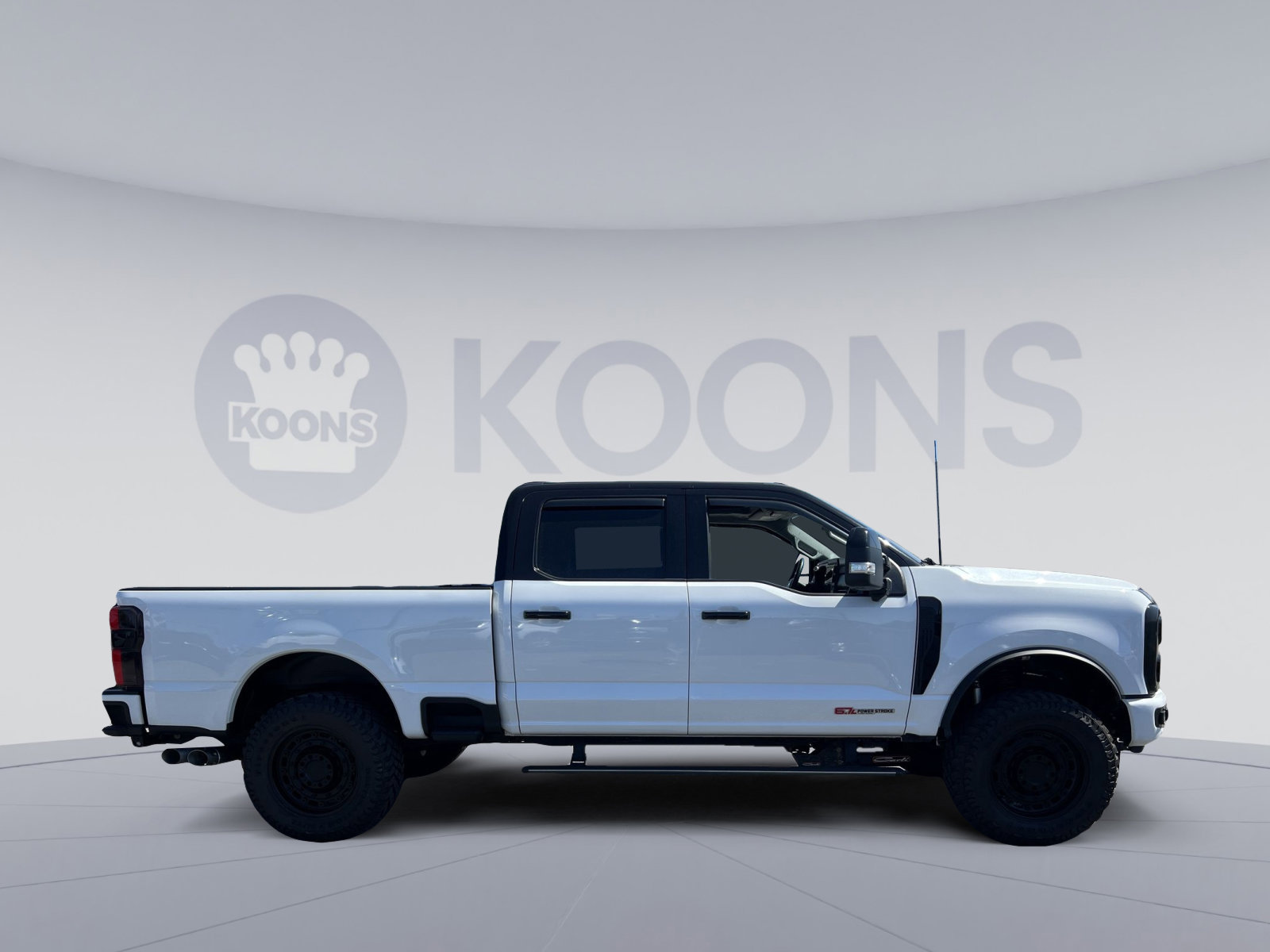 Certified 2024 Ford F350 Limited w/ FX4 Off-Road Package AWD/4WD image 17
