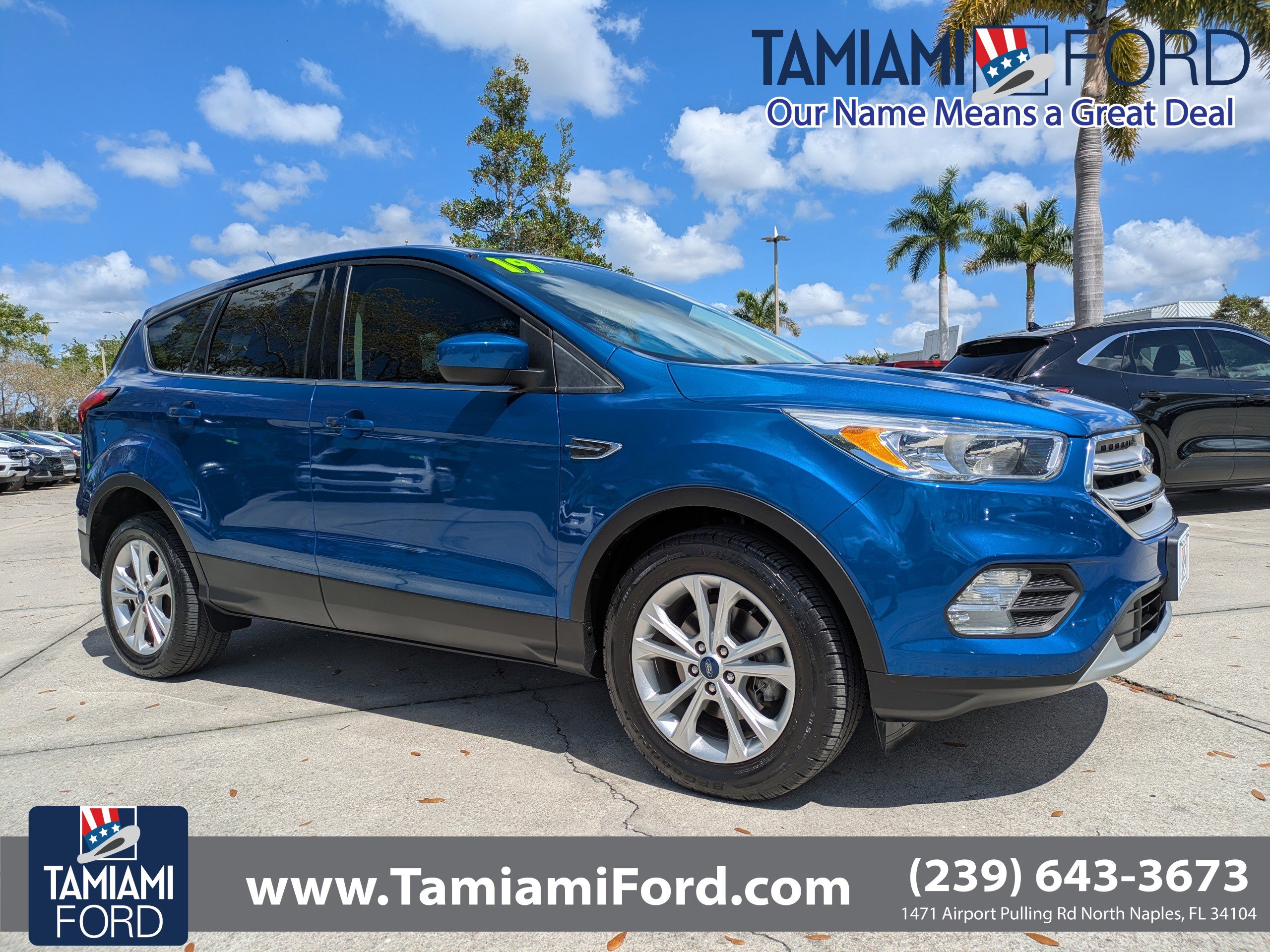 Certified 2019 Ford Escape SE FWD image 1