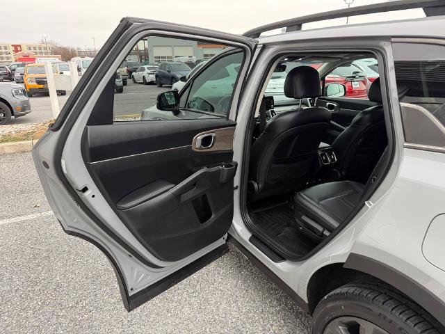 Used 2022 Kia Sorento X-Line EX image 12