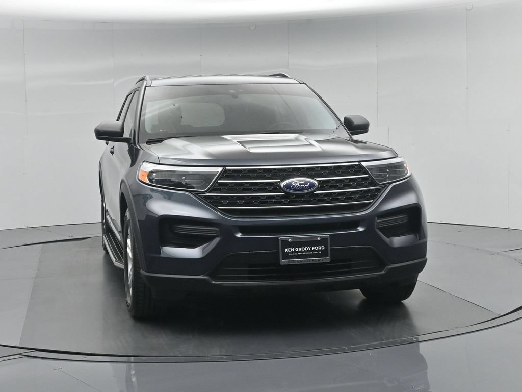 Certified 2022 Ford Explorer XLT RWD image 33