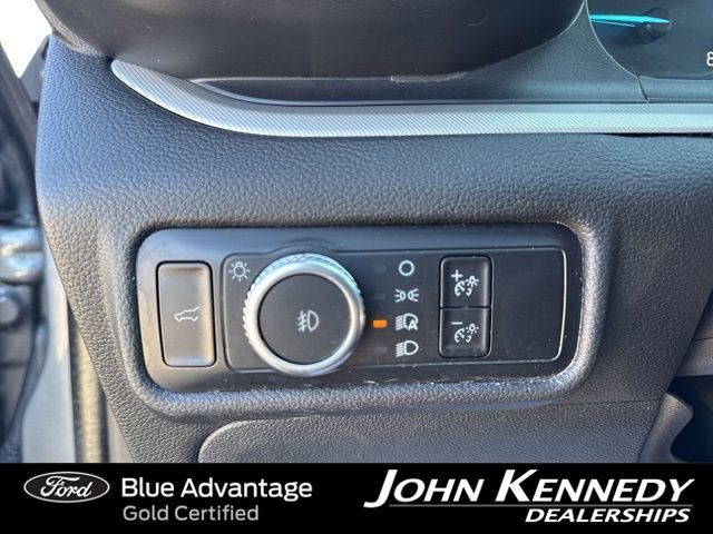 Certified 2023 Ford Explorer XLT w/ Equipment Group 202A AWD/4WD image 9