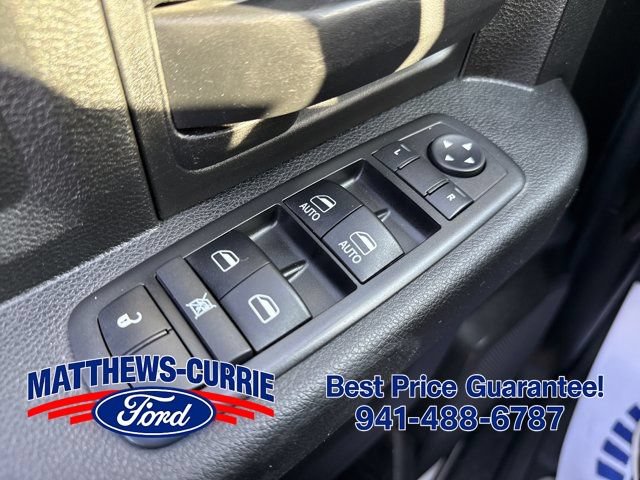 Used 2018 RAM 2500 Tradesman w/ Chrome Appearance Group AWD/4WD image 23