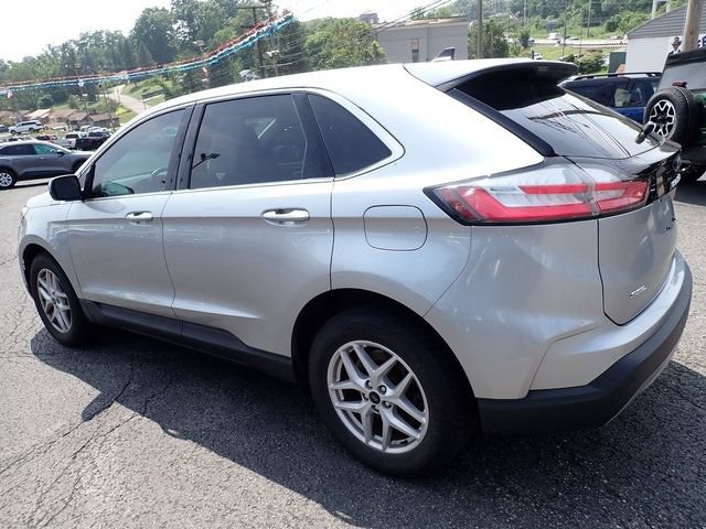 Certified 2023 Ford Edge SEL w/ Convenience Package AWD/4WD image 4