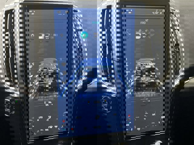 Certified 2024 Ford Edge Titanium image 19